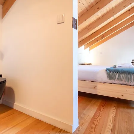 Stylish Duplex By Lovelystay Porto