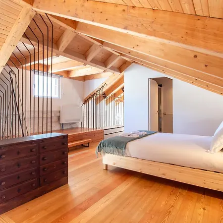 Stylish Duplex By Lovelystay Apartment